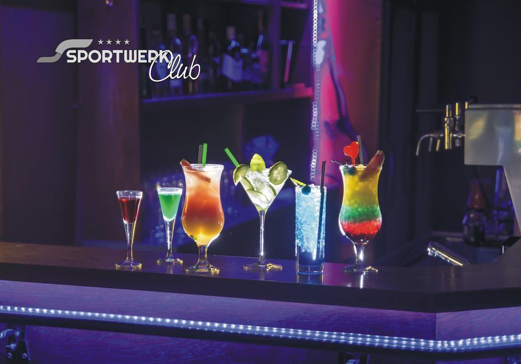 Hotel Sportwerk Tyniec Maly ภายนอก รูปภาพ