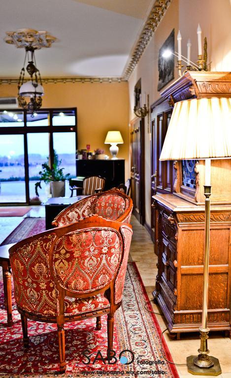 Hotel Sportwerk Tyniec Maly ภายนอก รูปภาพ